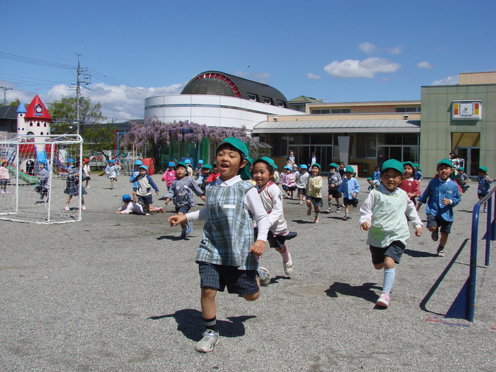 認定こども園　甲府西幼稚園