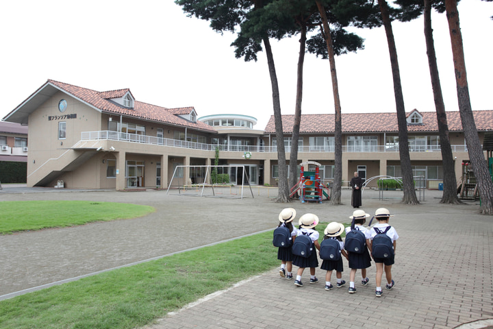 学校法人　聖フランシスコ学園　聖フランソア幼稚園