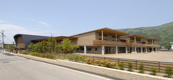 信学会さゆり幼稚園